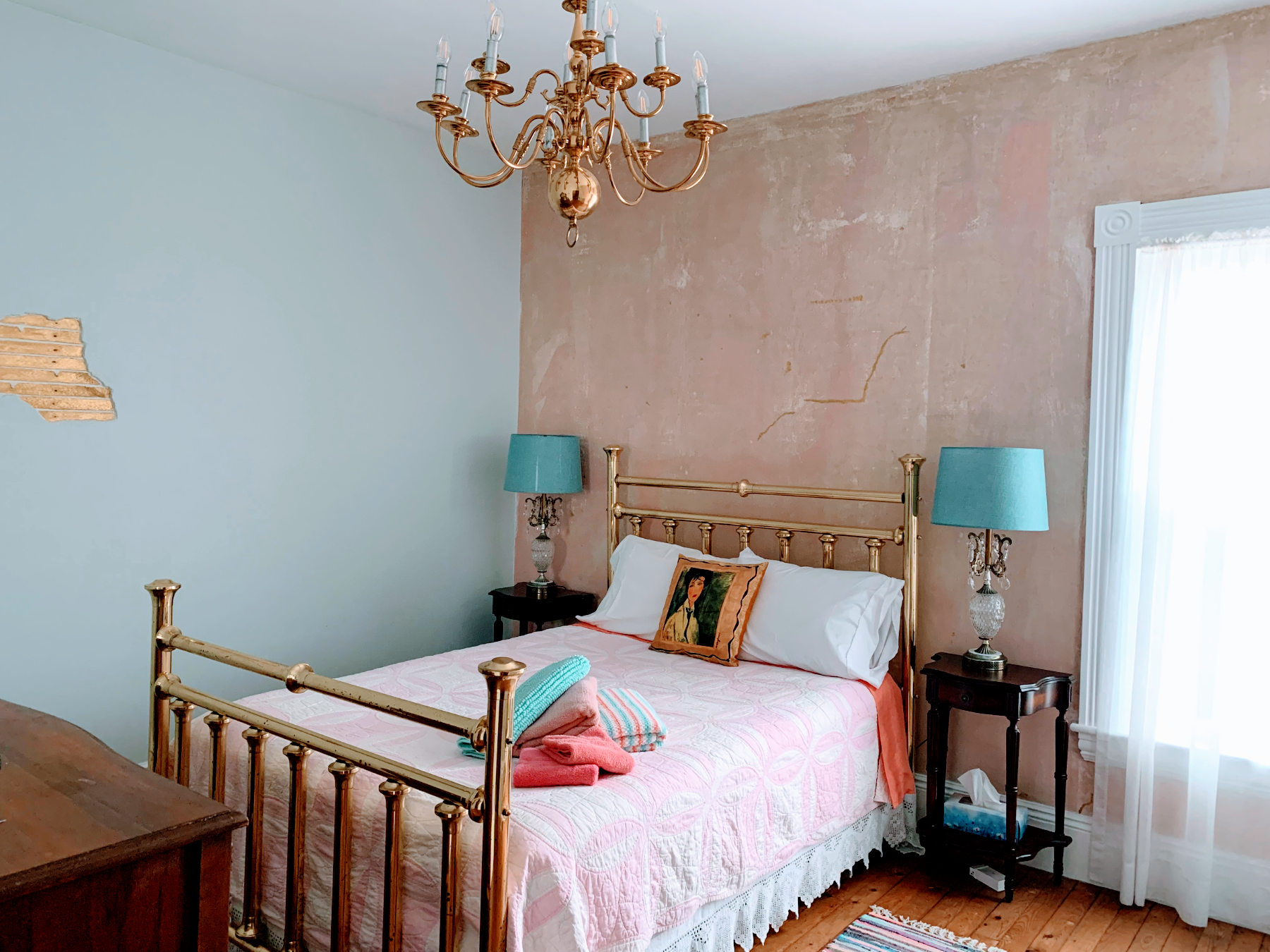 Linda's Room